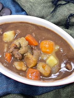 日式可可蘋果牛肉咖哩-美善品食譜 的食譜成品照片