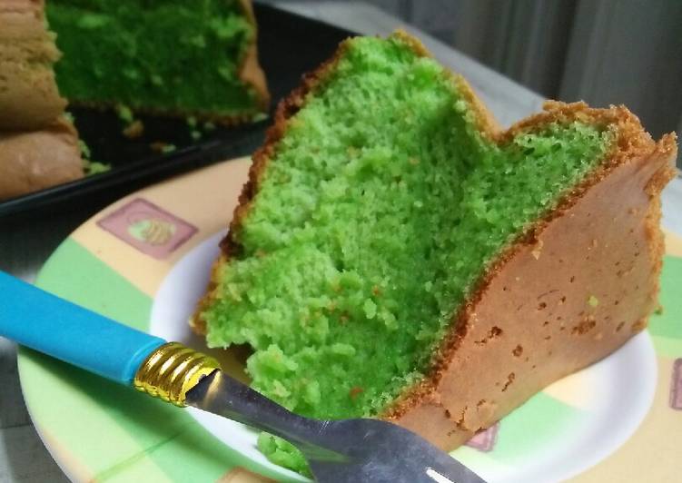 Chiffon cake pandan