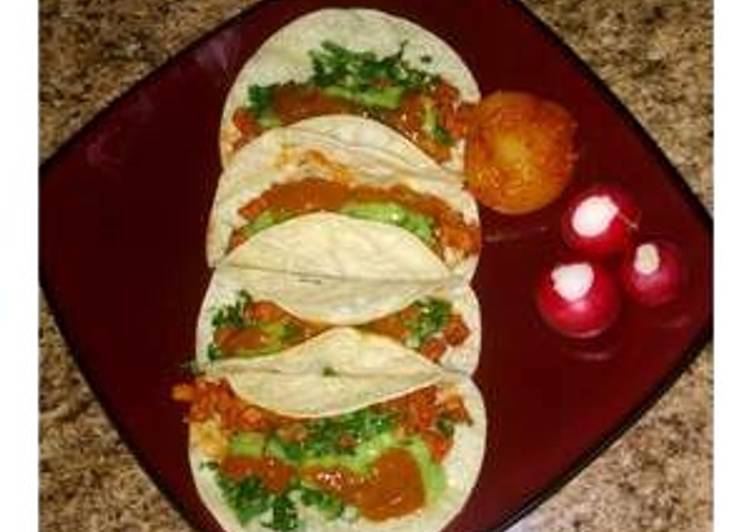 Tacos de pollo al pastor