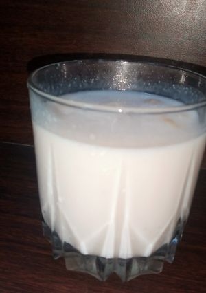 बनाना शेक (Banana shake recipe in hindi) रेसिपी मुख्य फोटो