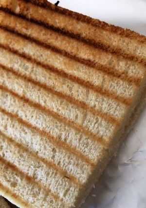 Une photo de Croque monsieur saucisses fromage