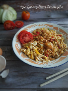 Foto resep 414.Mie goreng(instan) Telor Pentol Kol super kilat