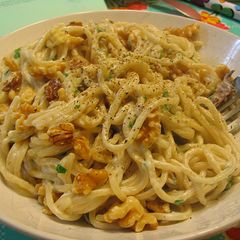 A picture of Brown Rice Spaghetti with Walnut cream sauce.