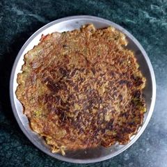 A picture of Suji ka chilla.