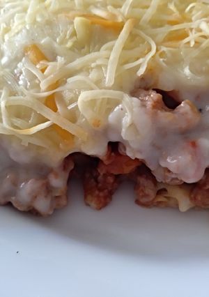 Foto principal de Lasaña de pasta tiburones