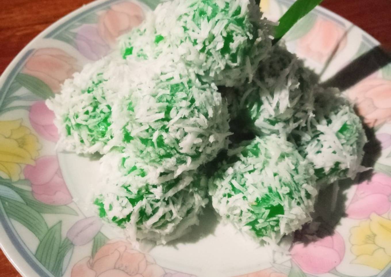 Klepon Isi Gula Merah tanpa kapur sirih