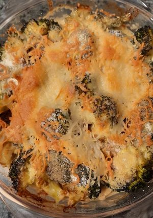 Foto principal de Brócoli con pollo y champiñones