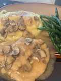 Chicken Marsala: with mashed potatoes and garlic green beans