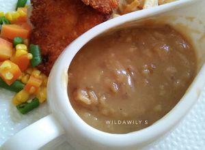 Foto resep Brown Onion Gravy (saus steak)
