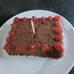 A picture of Jhatpat Biscuit Cake in Microwave.