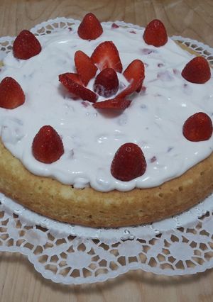O poză a rețetei Tort cu căpșunele.