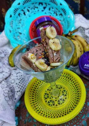 A picture of Choco banana ice cream.