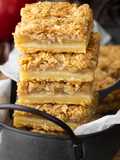 Bánh Táo Vuông 3 Lớp - Apple Pie Bars