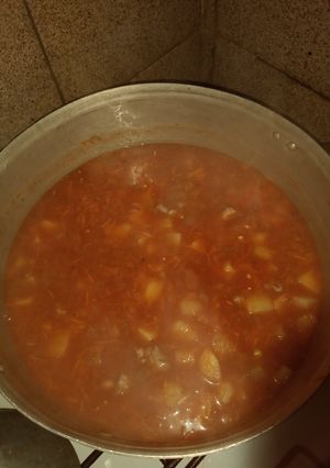 Una foto de Guiso de fideos y carne