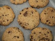 Una foto de galletas de chocolate con maicena