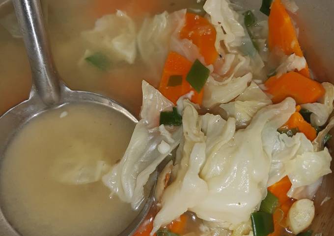Resep Sayur Sop anak kosan untuk 3 porsi oleh Rika Resep Sayur Sop anak kosan untuk 3 porsi oleh Rika