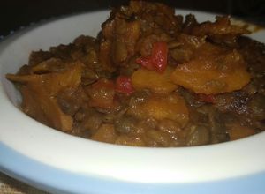 Una foto de Guiso de lentejas y zanahoria para bebés