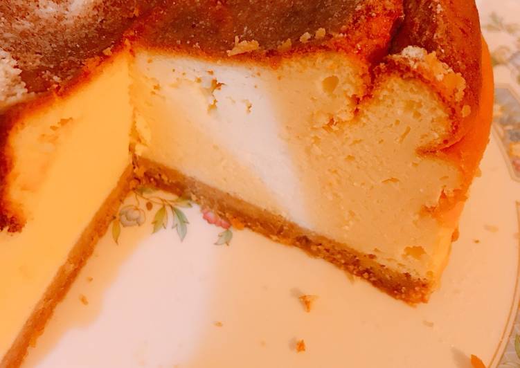 How to Make Ultimate Healthy Yoghurt Baked Cheesecake (low calories &amp; low carb) without cream cheese nor flour. Delicious