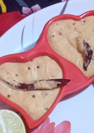 A picture of Peanut chutney.