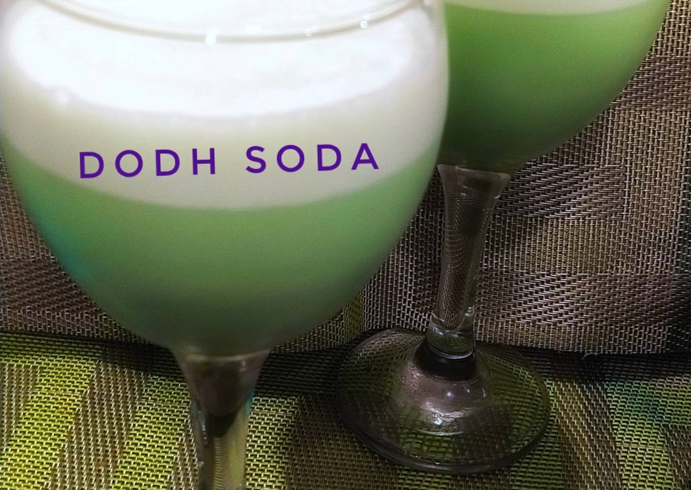 Pakola Dodh Milk (soda)