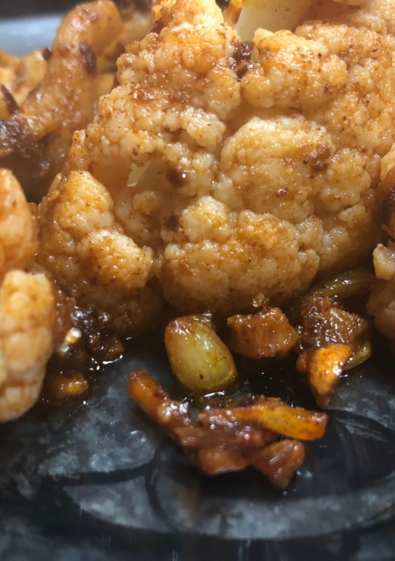 Una foto de Coliflor con ajada y pimentón en Olla Gm G