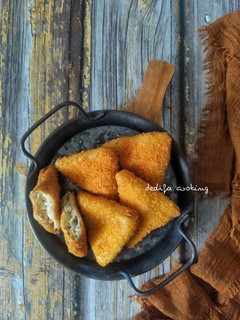 Foto resep 520. Risoles Segitiga Isi Ragout Ayam Sayuran