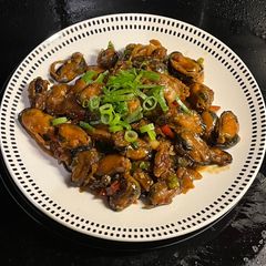 Sweet & Spicy Sauté Mussels A picture of Sweet & Spicy Sauté Mussels.