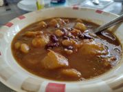 A picture of butter beans and kidney beans