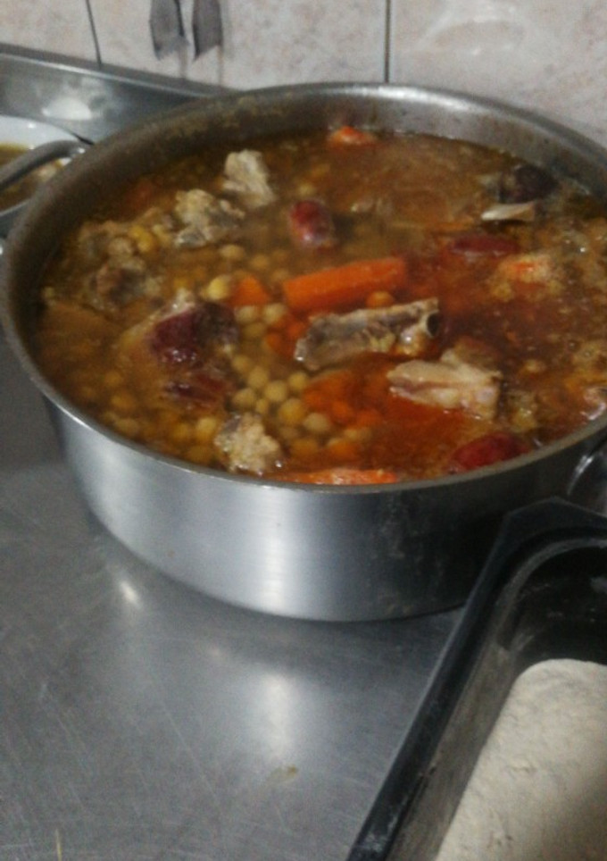 Una foto de Cocido madrileño