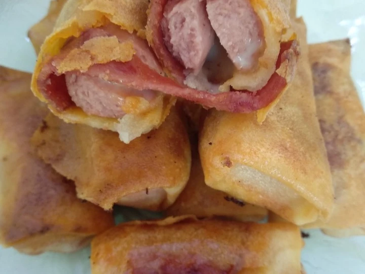 Cara Mudah Menyiapkan Resep Lumpia sosis meleleh yang Menggugah Selera Anti Ribet, Sempurna