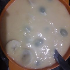 A picture of Fruit Custard.