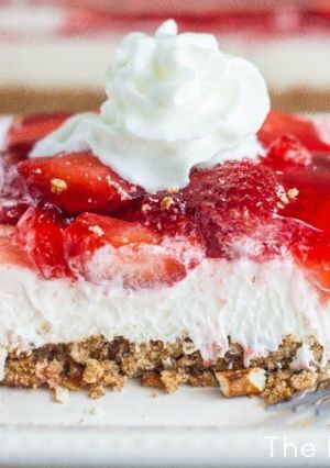 A picture of Strawberry Pretzel Salad.