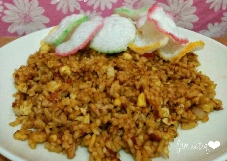  Resep  Nasi Goreng Kornet  Sambal Terasi oleh familahaq 