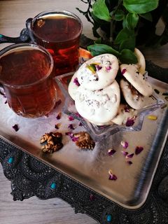 عکسی از دستور شیرینی پفکی گردویی