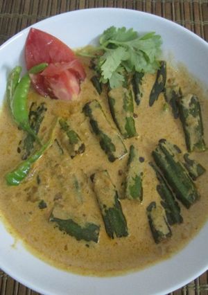 A picture of Okra mappas [Vendakka mappas].
