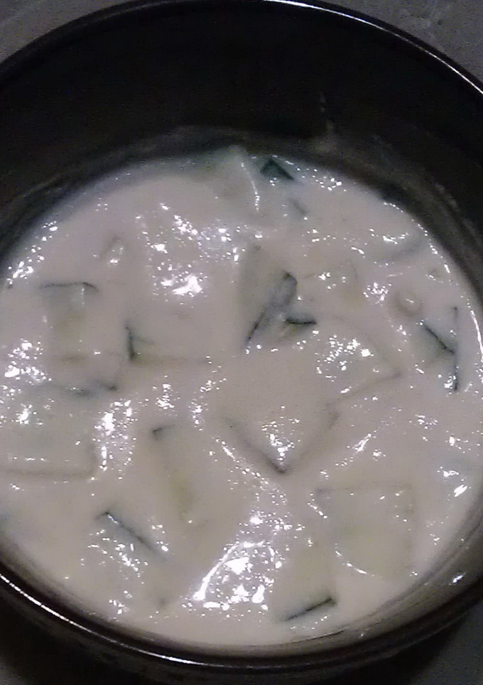 Una foto de Sopa de yogur y pepino