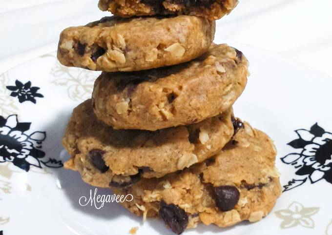 Chocolate Chip Oatmeal Cookies