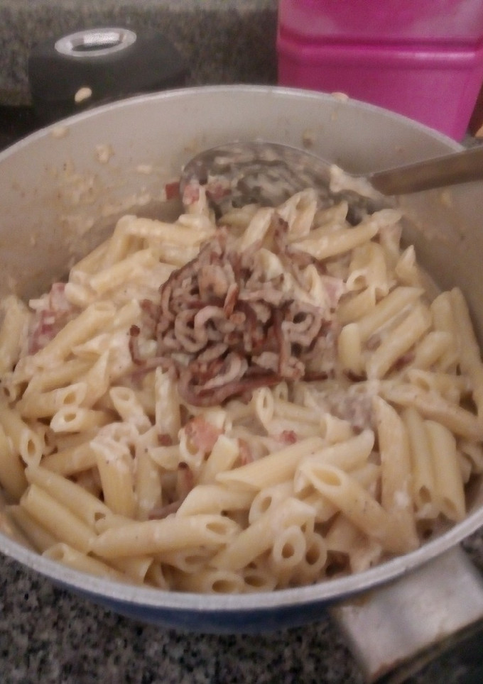 Una foto de Mis primeros Macarrones carbonara