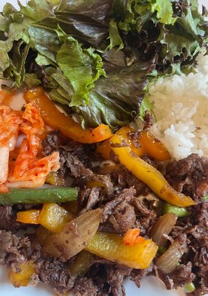 A picture of TJ Shaved beef with vegetables.