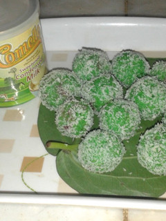 A picture of Paan ladu.