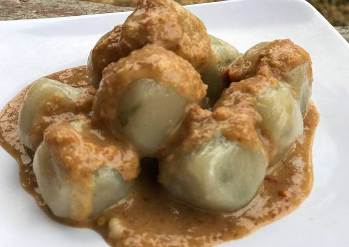 Wajib coba! Bagaimana cara membuat Cilok Bumbu Kacang (tepung ketan) dijamin nagih banget