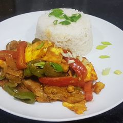 A picture of Chicken jalfrezi.