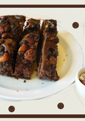 A picture of Honey baked chocolate cake.