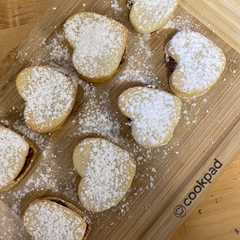 Una foto de Alfajores de masa sableé súper fáciles