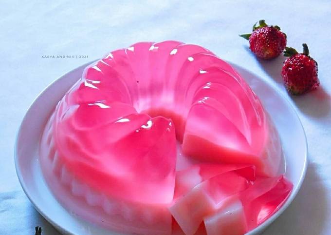 Bagaimana Membuat Jelly Strawberry Creamy, Enak