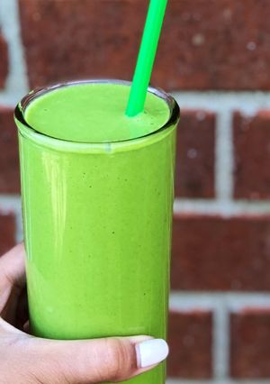 A picture of Sweet Leaf Green Smoothie.