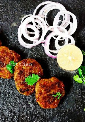A picture of Mutton Galouti Kabab.
