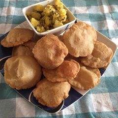 A picture of Rajgara poori.