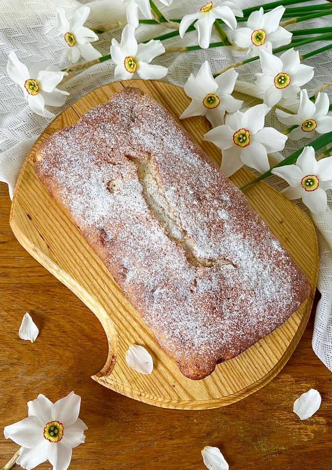 Сирний кекс з родзинками