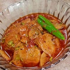 A picture of Aloo ki Katliyan 😍💞😋.
